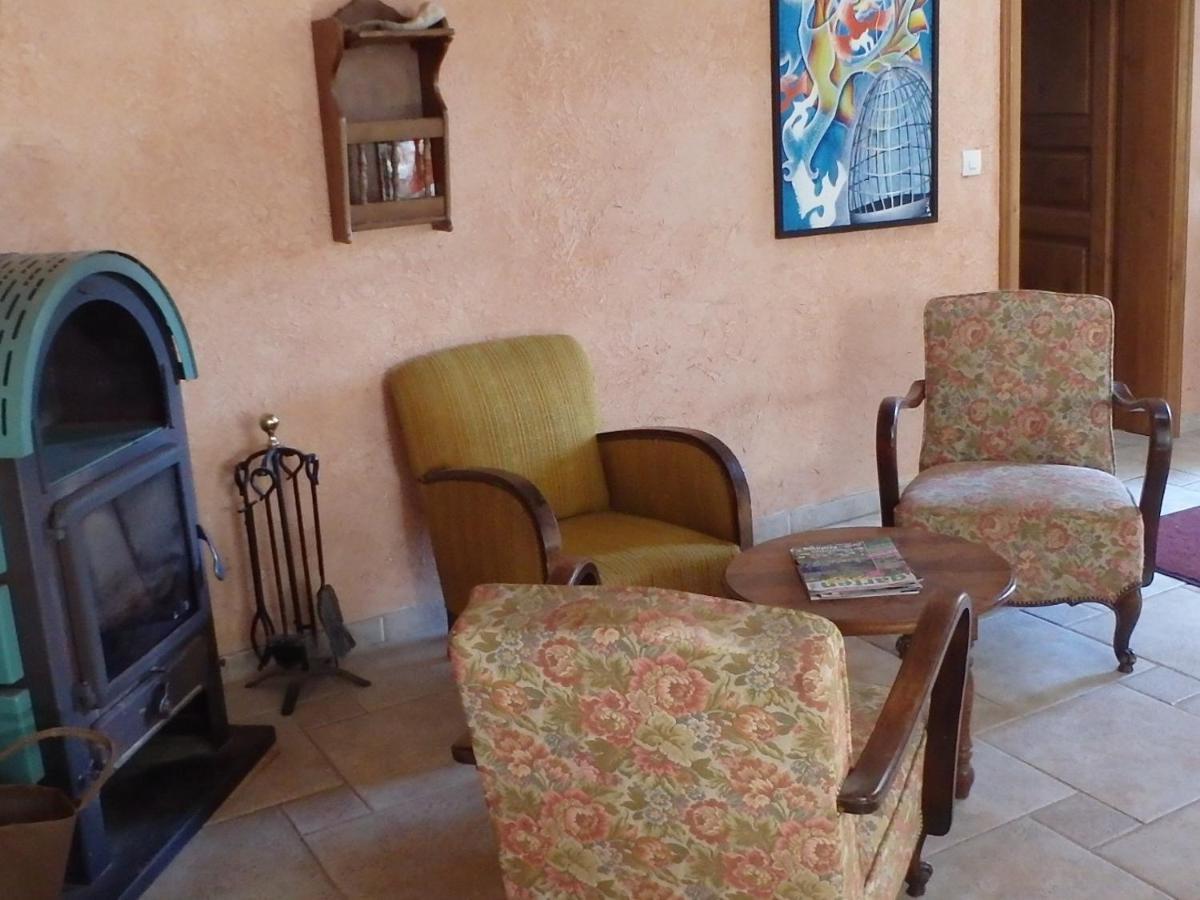 Bed and Breakfast Le Jardin De Norah Brulange Екстер'єр фото